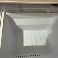 三菱 冷蔵庫 MR-P15E3J-W 146L ホワイト 2024年製の画像