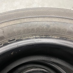 ヨコハマタイヤ　225/60R16の画像