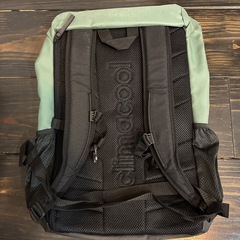 新品！半額！adidasリュックの画像