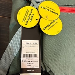 新品！半額！adidasリュックの画像