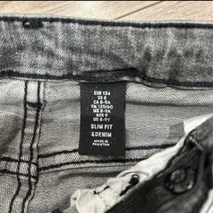 キッズ　H &M スリムフィットデニム の画像