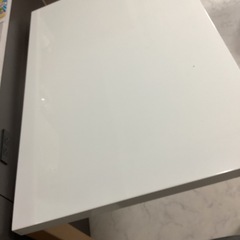 ダイニングテーブルの画像