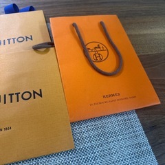VUITTON 紙袋の画像