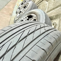 ハイエースタイヤホイールセットの画像