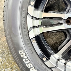 ハイエースタイヤホイールセットの画像