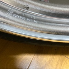 20インチアルミホイールの画像