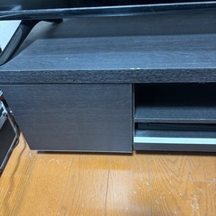 テレビボードの画像