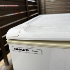 SHARP 冷蔵庫の画像