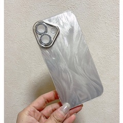 iPhone16シルバーマーブルハードケースの画像