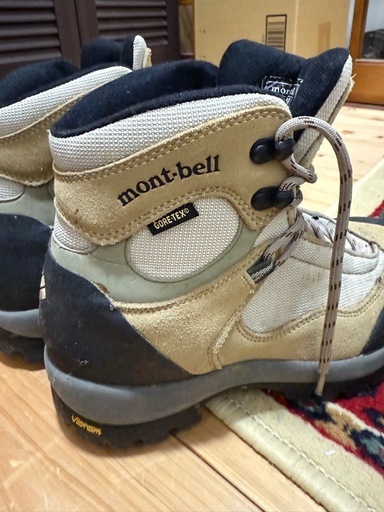 モンベル GORE-TEX トレッキングブーツ