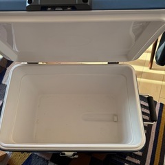 igloo クーラーボックスの画像