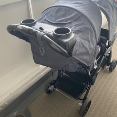 カトージ二人でゴーDXベビーカー、レインカバー付きの画像