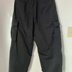 本日中GUスーパーワイドパンツの画像