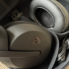 ワイヤレス ヘッドホン YH-E700B(期間限定投稿)の画像