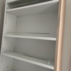 キッチンパントリー棚の画像