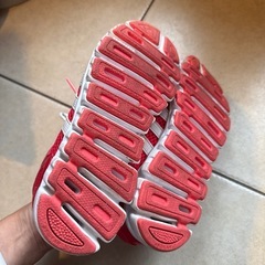 adidas 赤　23.5の画像