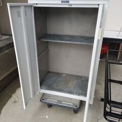 スチール物置の画像