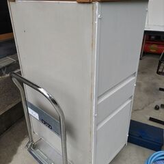 スチール物置の画像