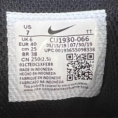 ✨極美品✨ NIKE AIR MAX 95（エアマックス95）ブラック×ビビッドピンクの画像