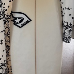 【希少サイズ】キッズ用　サーフボード 144cm ショートボード 19Lの画像