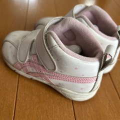 asics スニーカーの画像