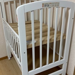 ミニベビーベッド｜ハイポジションアーチ（ホワイト）［スノコ床板］［床板4段階調節］［収納板付き］の画像
