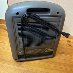 足元電気ヒーターの画像