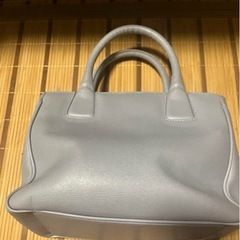 フルラ　ハンドバック
の画像