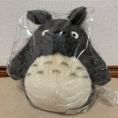 スタジオジブリ　となりのトトロぬいぐるみ大トトロ　Lサイズ！早い引き取り者様優先させて頂きます。。の画像