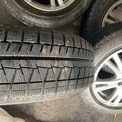 １５インチアルミとスタッドレスタイヤセット　15×5.5J　175/65R15の画像