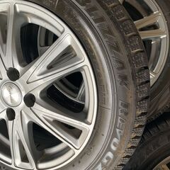 １５インチアルミとスタッドレスタイヤセット　15×5.5J　175/65R15の画像