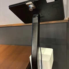Airウェイト対応 iPadフロアスタンド　発券プリンターセットの画像