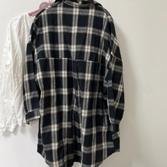 グレイル　チェックシャツの画像