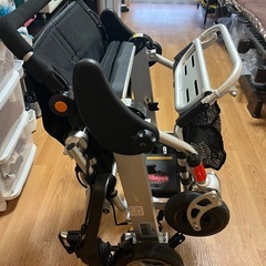 電動車椅子【スマートムープ」】の画像