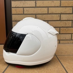 アライ　ヘルメットの画像