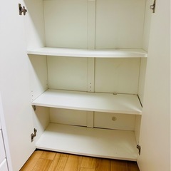 木製 扉付き 書庫 キャビネット  3段 高さ 111cm x 幅 81cm x 奥行き 36.5cm   オフィス リモート(ホワイト)の画像
