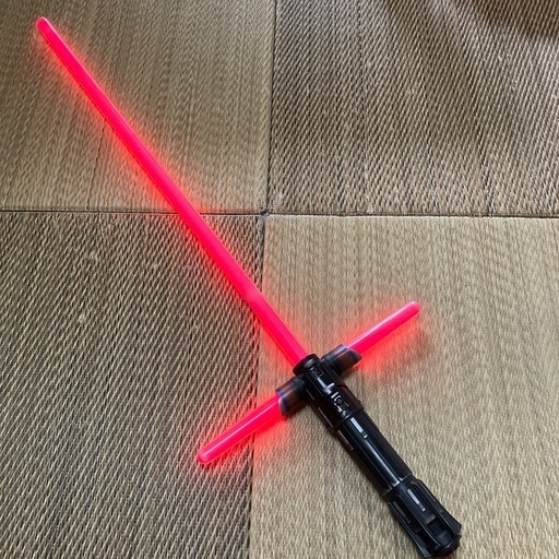 スターウォーズ　カイロレイ　ライトセイバー　ブラックシリーズ現状品　ハロウィンにいかがですか？早いお取引の方を優先させて頂きます。。