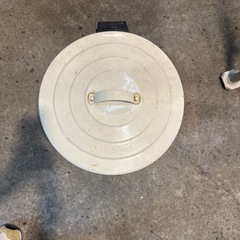 ブリキ　ゴミ箱　ペール缶の画像