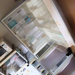 冷蔵庫 365Lの画像