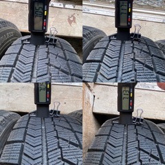 ブリヂストンスタッドレス155/70R13 VRXの画像