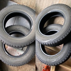 ブリヂストンスタッドレス155/70R13 VRXの画像