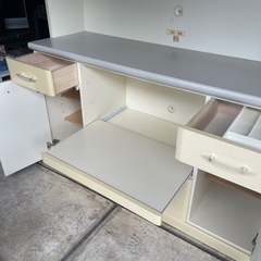 【美品】食器棚の画像