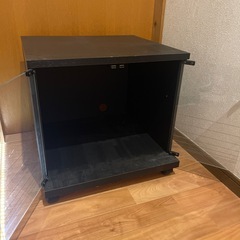 テレビ台の画像