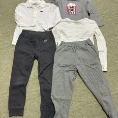 【男の子 130cm】衣類３０点(主にTシャツと長Tです)の画像