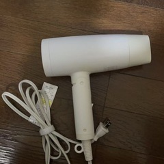 キーボード台付きパソコンデスクの画像