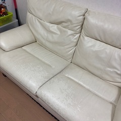 IDC 3人掛けソファ　0円の画像