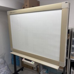 ホワイトボードを差し上げます(回収手数料1000円お渡しします)の画像