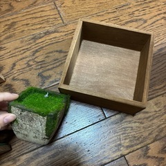 壁掛け　飾り棚の画像