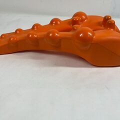 肩首スッキリピロー ツボ押し 肩こり マッサージ オレンジ 健康器具の画像