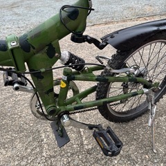 折りたたみ自転車 20インチ MTB シマノ 社製 6段 ギア フルサスペンション の画像